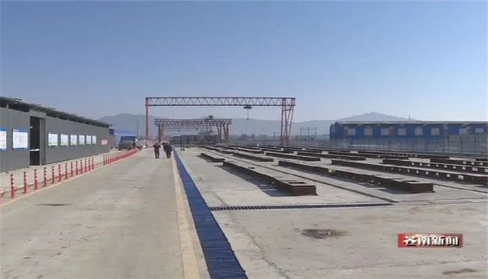 浙江温州苍南矾藻公路首条隧道贯通