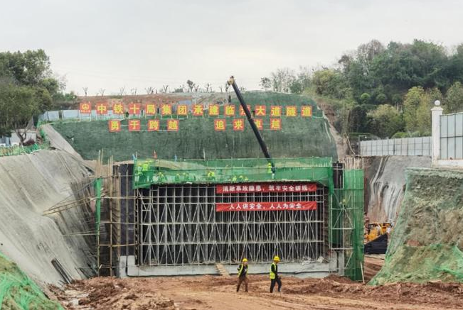 南充：临江大道项目下穿隧道工程预计今年8月贯通